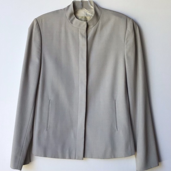 G2000 Light grey long sleeve jacket with hidden buttons size 7